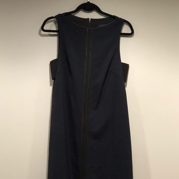 Sent to The RealReal - Picture 4 of 7